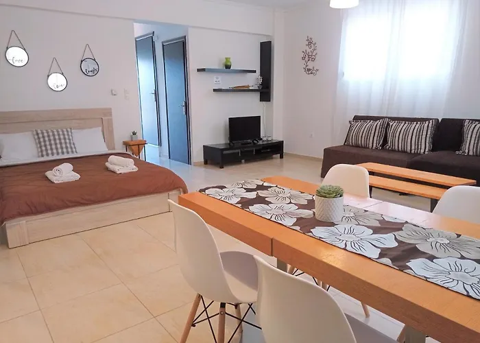 New House In The Village アパート Krani
